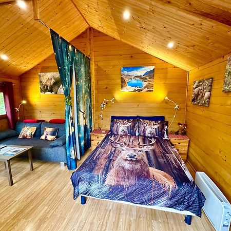 Chalet Sur Pilotis Avec Piscine Privee Luceram ภายนอก รูปภาพ