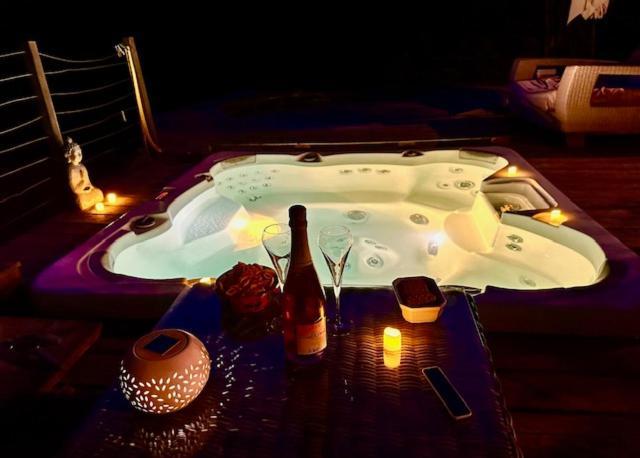 Chalet Sur Pilotis Avec Piscine Privee Luceram ภายนอก รูปภาพ