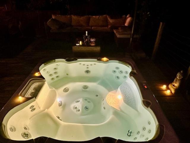 Chalet Sur Pilotis Avec Piscine Privee Luceram ภายนอก รูปภาพ